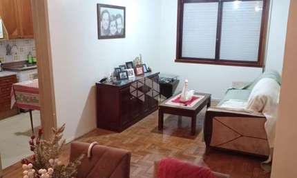 Apto com 3 dormitórios,  2 banheiro mais wc auxiliar