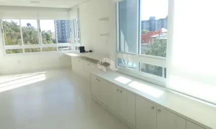 Apto 3 dormitórios,01, suite, mobiliado, semi-novo, c/churrasqueira,  vaga de garagem na Vila Ipiranga