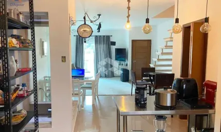 Sobrado à venda no bairro vila rosa com 3 suites e 3 vagas