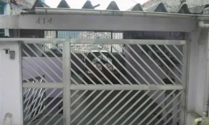 Sobrado para Venda no Bairro Residencial com 4 Dormitórios e Ótima Localização