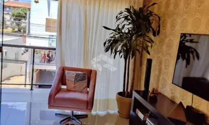 Excelente casa a venda no Centro de Lajeado com 154m², podenso ser usada como casa comercial