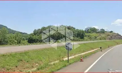 Areá de terra na BR386, fica a 10 km do Centro de Lajeado?