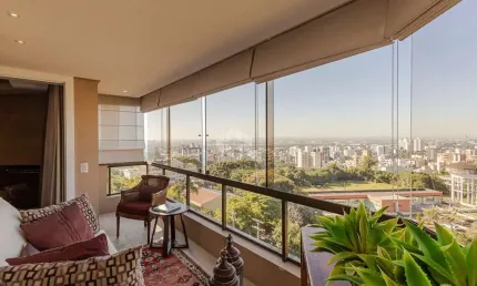 Apartamento muito amplo com vista única no bairro Higienópolis!!