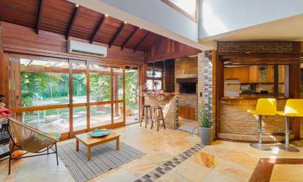 Casa com 4 quartos à venda na Rua Conde da Figueira, 553, Vila Jardim, Porto Alegre