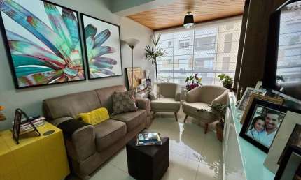 Apartamento 3 dormitórios, suite, garagem com portaria 24hs.