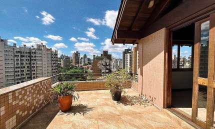 Cobertura duplex com 398 m2, 3 dormitórios, sendo 1 suíte, 3 vagas de garagem, ao lado da Encol!