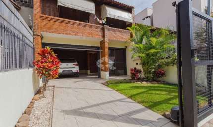 Casa com 3 quartos à venda na Rua Domingos Crescêncio, 661, Santana, Porto Alegre