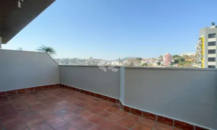 Cobertura com 174 m², 2 dormitórios com quarto auxiliar, 2 vagas separadas