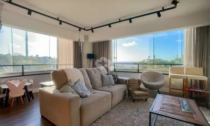 3 dormitórios, suíte, lavabo, 3 vagas e vista para o guaíba!