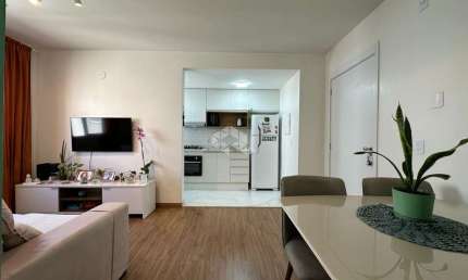 Apartamento semi mobiliao, 2 dormitórios, 1 vaga de carro, 48 m² privativo
