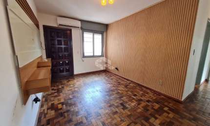 Apartamento 3 dormitórios com Vaga de garagem no bairro Humaitá