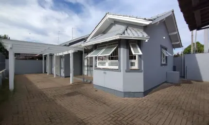 Casa térrea com 3 dormitorios (1 suíte) - 3 vagas (88 m²) - são leopoldo