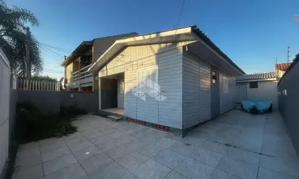 Casa de madeira,  3 dormitórios, anexo nos fundos com churrasqueira - são josé - canoas