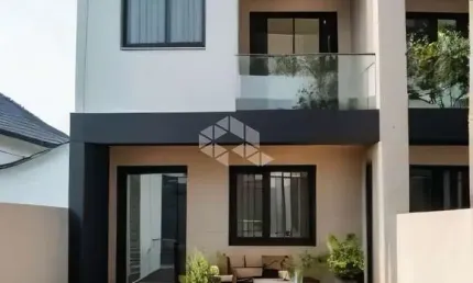 Lindo Sobrado 2 Dormitórios, Sacada, 102 m2 - Rio Branco - Canoas