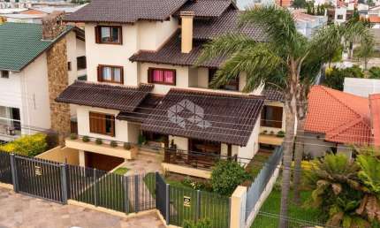 Casa com 4 quartos à venda na Rua Coronel Pena de Moraes, 274, São Luiz, Farroupilha