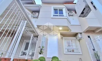 SABRADO COM 2 DORMITÓRIOS NO BAIRRO IMIGRANTE EM FARROUPILHA