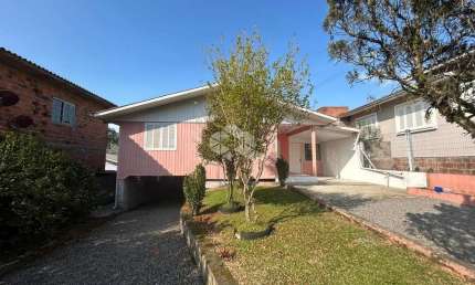 Casa no bairro América com 123,30m², 3 quartos, 2 vagas de garagem coberta no bairro América.