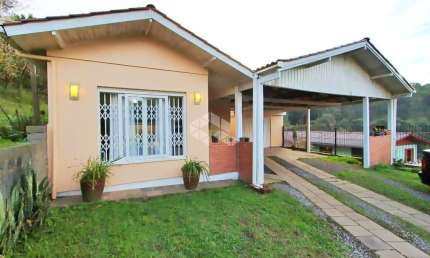 Casa com 4 quartos à venda na Guaíba, 44, Medianeira, Farroupilha