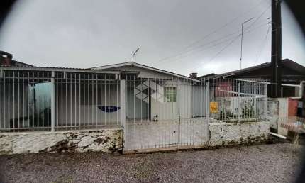 Casa com 2 quartos à venda na Wilson Tartarotti, 1144, Primeiro de Maio, Farroupilha
