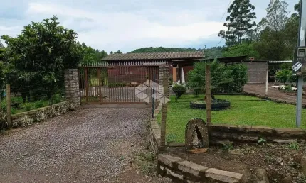 Chácara / sítio com 2 quartos à venda na Área Rural, 7, Zona Rural, Farroupilha