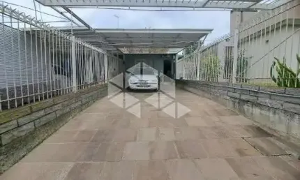 Sobrado  com dois dormitórios no bairro belvedere farroupilha rs