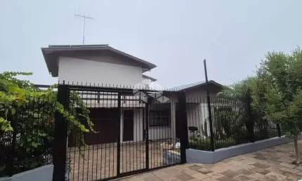 Casa residencia lcom 189,10m2 e área comercial com 114,47m2