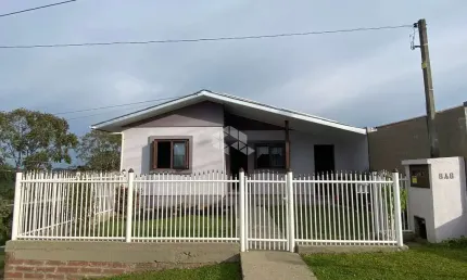 Casa com 03 dormitórios no bairro monte pasqual em farroupilha