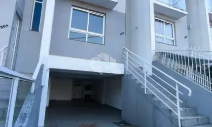 Sobrado triplex bairro américa em farroupilha $ 380.000