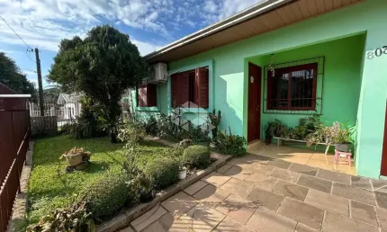 Casa com 3 dormitórios no bairro monte pasqual em farroupilha