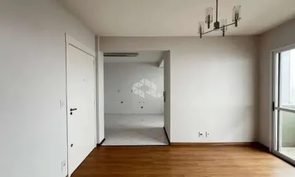 Apartamento no centro de farroupilha, perto de tudo