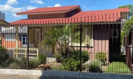 Casa com 3 quartos à venda na Rua Nilo José Corte, 368, Desvio Rizzo, Caxias do Sul