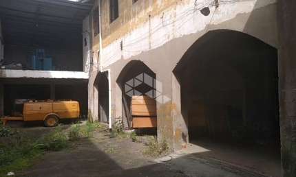 Terreno/depósito à venda no bairro Navegantes - Porto Alegre/RS
