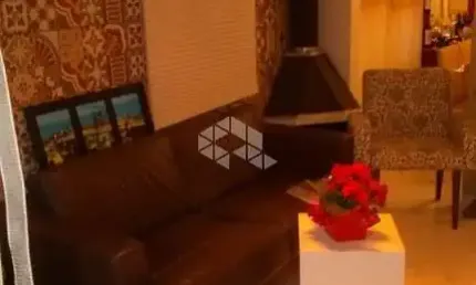 Crédito Real vende CASA com 5 quartos e 2 vagas no CENTRO de Xangri-lá - RS.