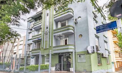 A venda apartamento de 5 dormitórios, no bairro Petrópolis, em Porto Alegre/RS.