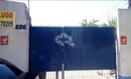 Pavilhão comercial à venda com área total de 750m2, muito bem localizado, próximo do colégio Santa Doroteia