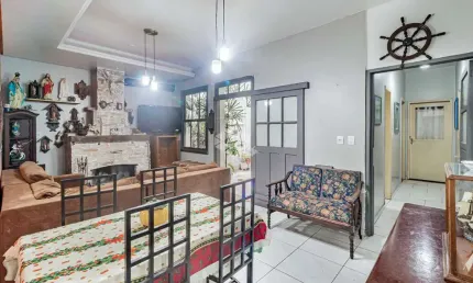 Apartamento 2 dormitórios no bairro floresta em porto alegre/rs