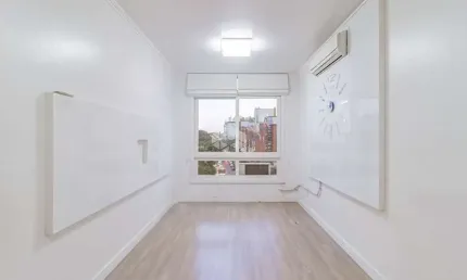 Apartamento de 2 dormitórios, com garagem, à venda no bairro boa vista em porto alegre/ rs