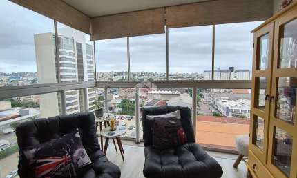 Apartamento/3 dormitórios/Living estendido/82m²/churrasqueira/1suite/garagem coberta/São Geraldo/Porto Alegre-RS