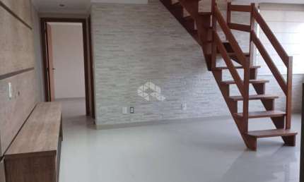 Cobertura à venda com 02 dormitórios / 02 quartos  na av. jacuí no bairro Cristal em Porto Alegre / RS.