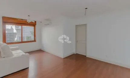 Crédito Real vende apartamento de 3 dormitórios / quartos, sendo 01 suíte na rua Tito Lívio Zambecari / bairro Mont Serrat / Porto Alegre / RS.