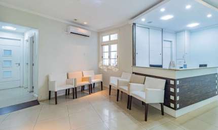 Sala comercial à venda na av Cristóvão Colombo - bairro Floresta / Porto Alegre / RS.