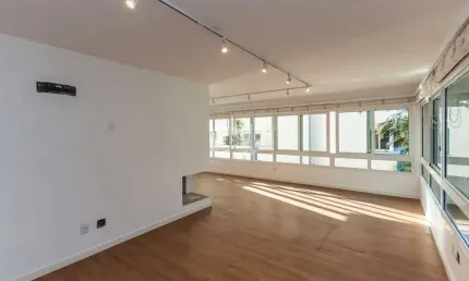 Apartamento garden à venda, 03 suítes , 3 vagas no bairro auxiliadora - porto alegre / rs, próximo do ipa.