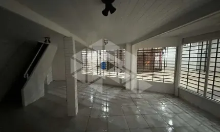 Loja comercial no bairro São Geraldo em Porto Alegre