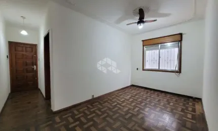 Apartamento à venda com 2 quartos, 74m² e 3 vagas de garagem, no Cristo Redentor - Porto Alegre