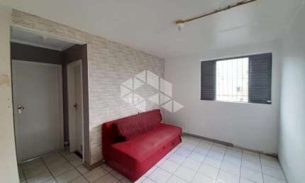 Apartamento à venda de 2 quartos e 1 vaga de garagem fixa no bairro Rubem Berta em Porto Alegre - RS.