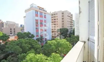 Vende-se apartamento Rua Tomaz Flores, Bairro Bom Fim, Porto Alegres Rs