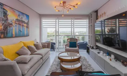 Apartamento à venda, com 03 dormitórios, sendo 1 suíte, decorado e mobiliado no passo da areia - porto alegre/rs