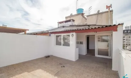 Cobertura à venda 1 dormitório com 1 vaga de garagem à venda no bairro mont serrat em porto alegre/rs