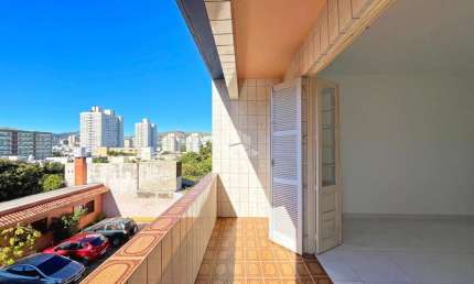 Apartamento à venda de 3 quartos, vaga de garagem rotativa no bairro Jardim Botânico em Porto Alegre - RS.