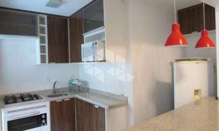 Apartamento à venda, 1 dormitório com sacada e vaga escriturada no Petrópolis - Porto Alegre/RS